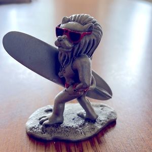 Pewter cool dude “surfer Lion”. 2 1/4” tall